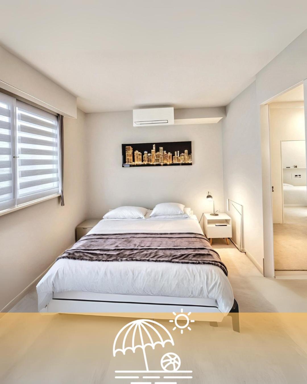 Frgk Fr - Surcouf "Palm Beach " Cannes Extérieur photo